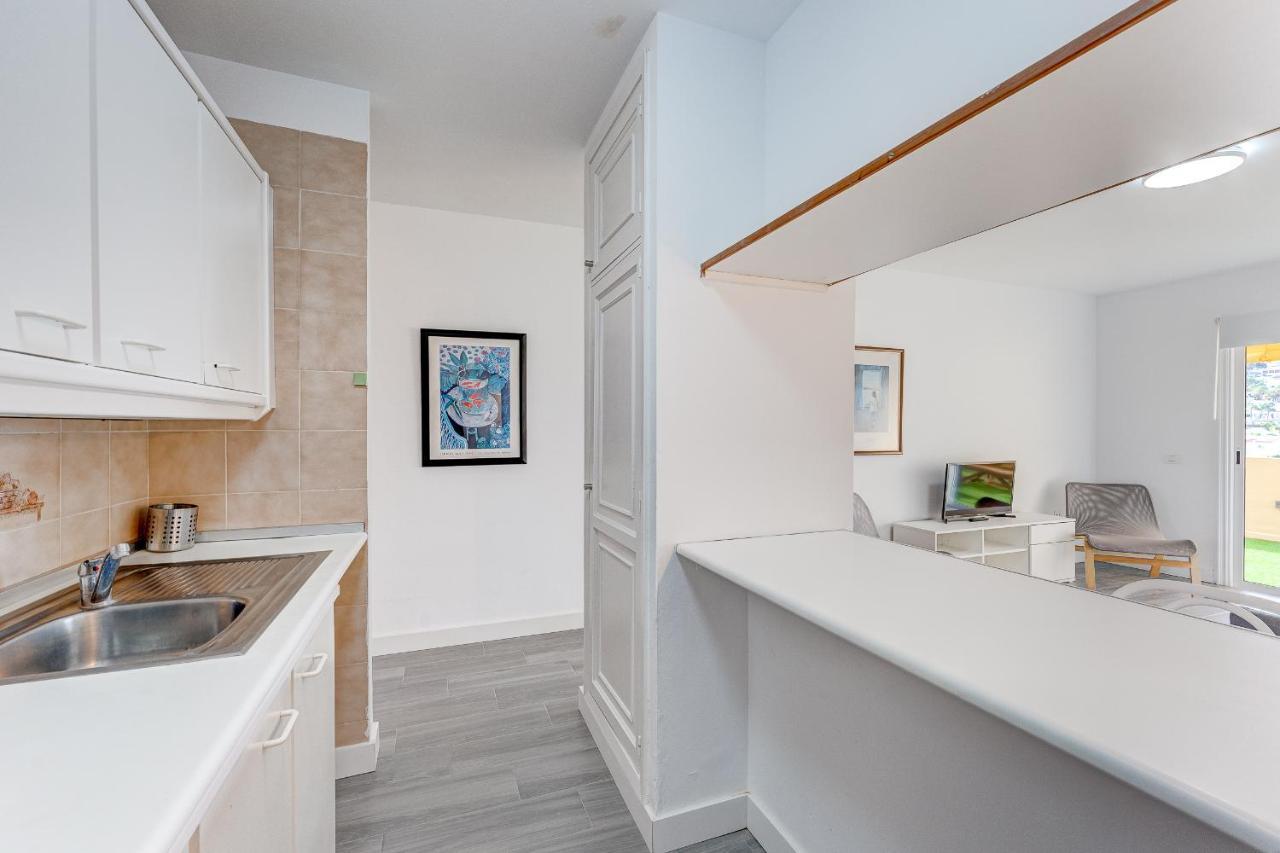 Apartment Great Terrace Ac In Heated Pool Wifi Parking
